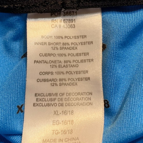 Umbro shorts. Size extra large 16-18 youth. Lined. - Picture 3 of 10